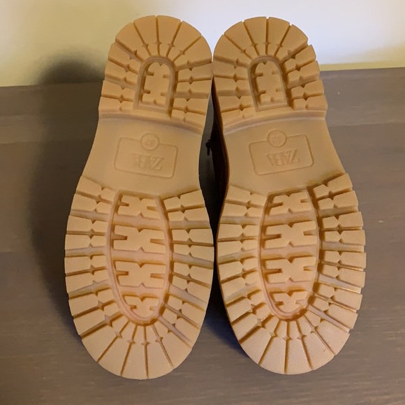 🆕 Zara Tan and Cream Sherpa Lined Booties - Girl’s Size 32 - Picture 9 of 9